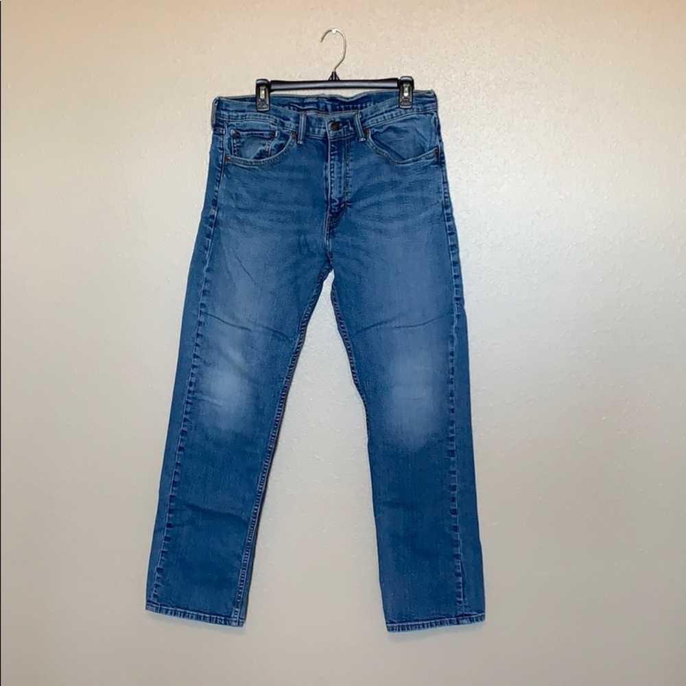 Men’s Levi’s 505 Jeans. 34”W x 32”L.